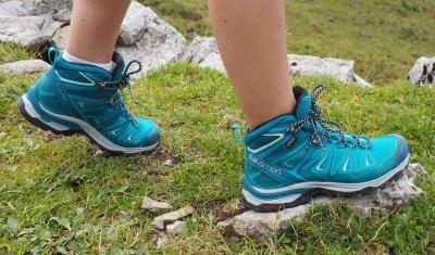 راهنمای خرید کفش کوهنوردی و طبیعت گردی