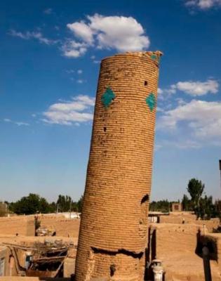 میل تاریخی خرم آباد