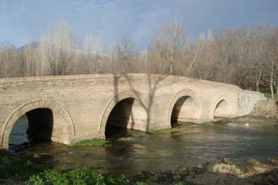 پل آجری کرزان