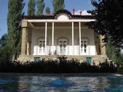 باغ عمارت معین