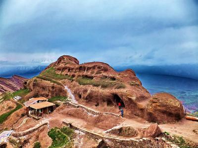 قلعه کوهستانی چیست؟