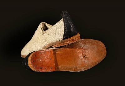 تخت کشی گیوه و گیوه دوزی در قزوین