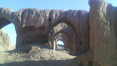 قلعه خرابه نه حصار