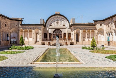 کاروانسرای ینگی امام