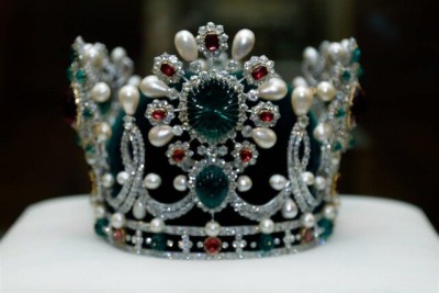 خزانه جواهرات ملی ایران بازگشایی می‌شود