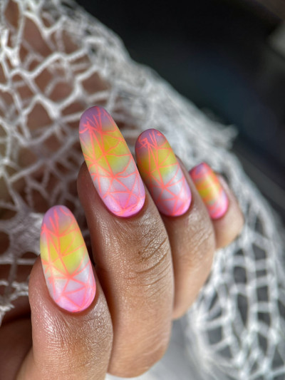 کاشت و ترمیم ناخن